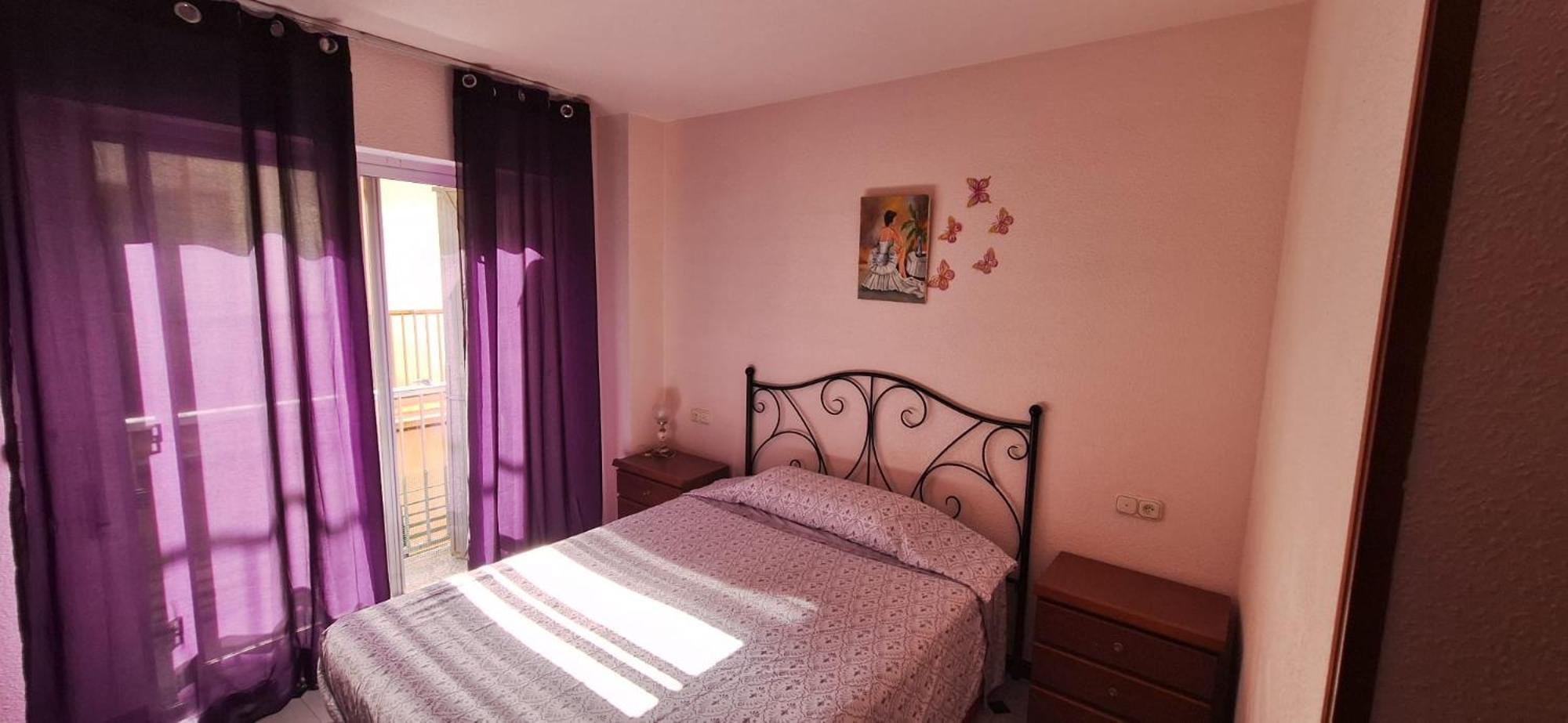 Apartamentos Casa May 1- Centro Benidorm-Solo Mayores De 30 Anos Y Familias Eksteriør billede